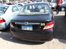 للبيع هوندا سيتى موديل 2008