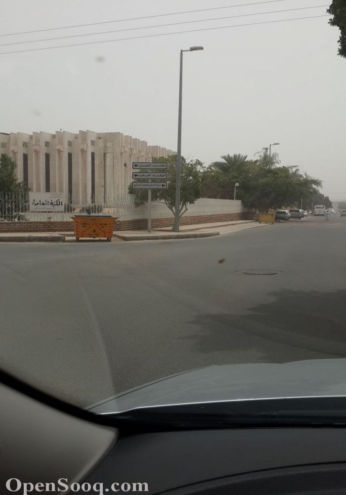 للبيع عماره دورين بحي الضباط شارع الخزان (18304301) opensooq
